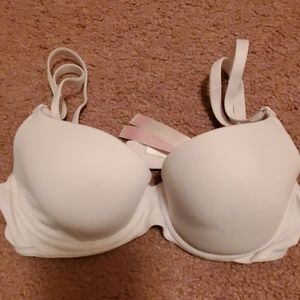 White tshirt bra